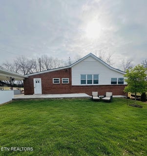 /international/us/1507-roberson-springs-rd-loudon-tn-110105223739/