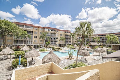 /international/us/404-nw-68th-avenue-plantation-fl-110101190356/