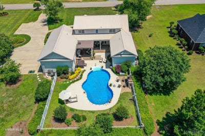 /international/us/1210-trevor-circle-thomasville-al-110099904873/