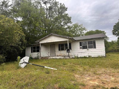 /international/us/105-caddo-st-naples-tx-110107843916/