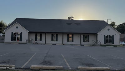 /international/us/204-e-saint-peter-street-carencro-la-110107956848/