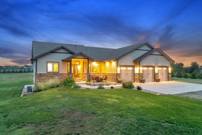 /international/us/8170-ridge-rd-cheyenne-wy-110100940633/
