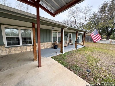 /international/us/291-bowlegs-st-brackettville-tx-110096514435/