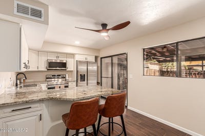 /international/us/1354-s-avenida-polar-tucson-az-110101144834/