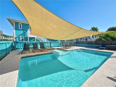 /international/us/407-w-farley-port-aransas-tx-110095952897/
