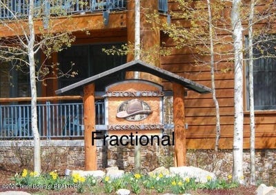 /international/us/3340-w-cody-lane-teton-village-wy-110107602634/