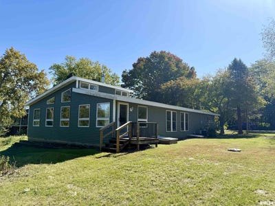 /international/us/636-linden-point-petersburg-il-110110423306/