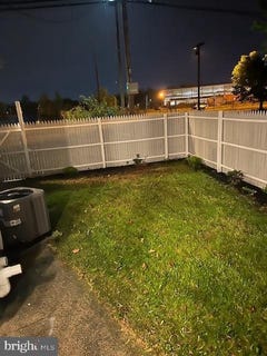 /international/us/1000-w-front-street-florence-nj-110100814949/