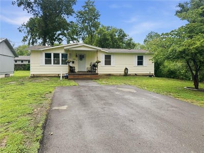 /international/us/1525-jackson-street-chillicothe-mo-110108122688/