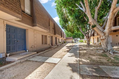/international/us/1730-e-ellis-drive-tempe-az-110107669301/