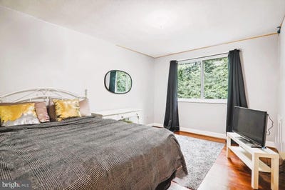 /international/us/3835-hamilton-street-hyattsville-md-110100424998/