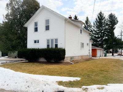 /international/us/547-madison-st-reedsville-wi-110106719493/