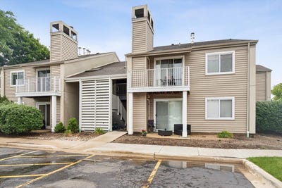 /international/us/43-orchard-terrace-lombard-il-110108857710/