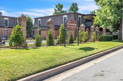 /international/us/6100-n-brookline-avenue-oklahoma-city-ok-110100512180/