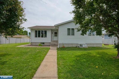 /international/us/408-seville-ave-buhl-mn-110100836170/