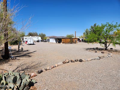 /international/us/730-n-tesota-ln-quartzsite-az-110098620917/