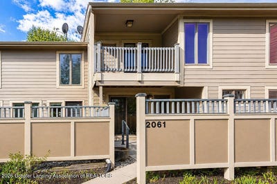 /international/us/2061-hamilton-road-okemos-mi-110107731598/