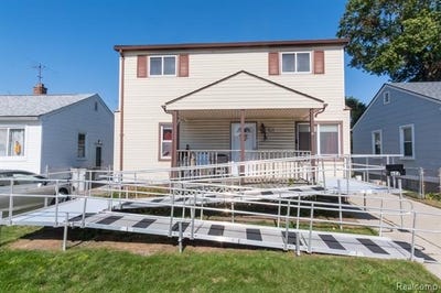 /international/us/621-e-coy-avenue-hazel-park-mi-110120157681/
