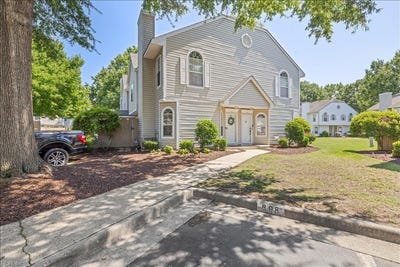 /international/us/1697-cottenham-lane-virginia-beach-va-110108445382/