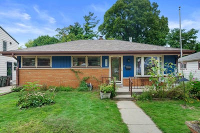 /international/us/2720-e-elizabeth-ave-saint-francis-wi-110119902039/