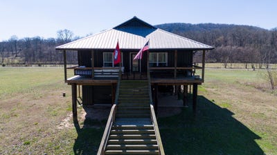 /international/us/108-upper-yorktown-drive-locust-grove-ar-110106184266/