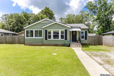 /international/us/226-oak-st-denham-springs-la-110108470716/