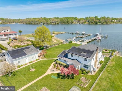 /international/us/201-edgewater-dr-edgewater-md-110098523873/