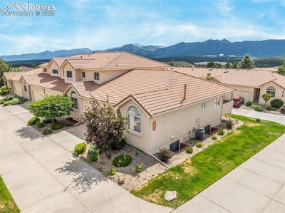 /international/us/214-luxury-lane-colorado-springs-co-110106211202/