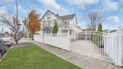 /international/us/217-34-hempstead-avenue-queens-village-ny-110107633521/