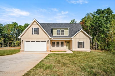 /international/us/470-somerset-drive-appomattox-va-110105875030/