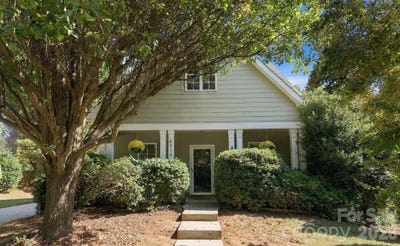 /international/us/8214-ballymore-court-huntersville-nc-110120485631/