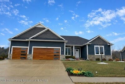 /international/us/6077-sleepy-hollow-lane-east-lansing-mi-110104542177/