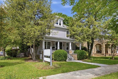 /international/us/502-n-royal-avenue-front-royal-va-110107842808/