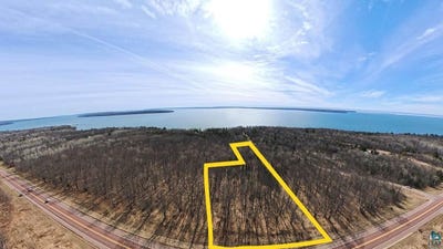 /international/us/86580-state-hwy-13-bayfield-wi-110107536220/