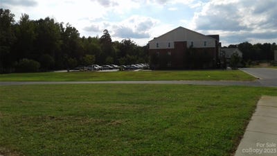 /international/us/town-centre-drive-unit-10-locust-nc-110089745222/?lang=es