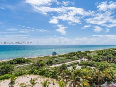 /international/us/9341-collins-ave-surfside-fl-110105318556/