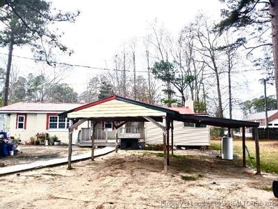 /international/us/raeford-nc-110094710490/