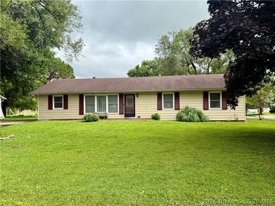 /international/us/130-center-street-tipton-mo-110109103435/
