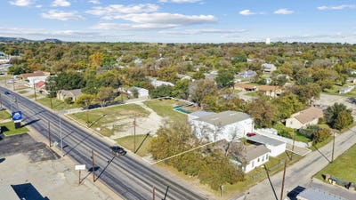 /international/us/503-central-comanche-tx-110095838674/