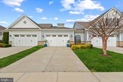 /international/us/845-moorings-circle-stevensville-md-110107342225/
