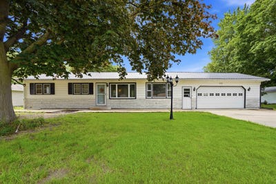 /international/us/322-crestridge-drive-waterloo-ia-110109055404/