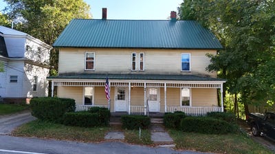 /international/us/7-forest-avenue-orono-me-110102520125/