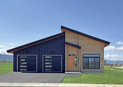 /international/us/1085-pawnee-road-driggs-id-110099531323/