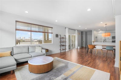 /international/us/13024-union-avenue-hawthorne-ca-110106950051/