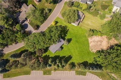 /international/us/70-kingsview-lane-n-plymouth-mn-110108394507/