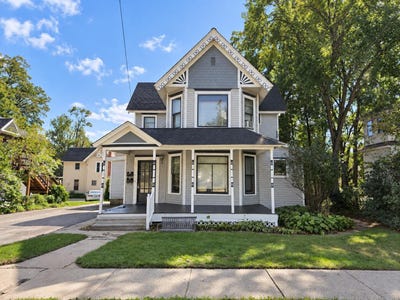 /international/us/607-w-prospect-street-marshall-mi-110119993651/