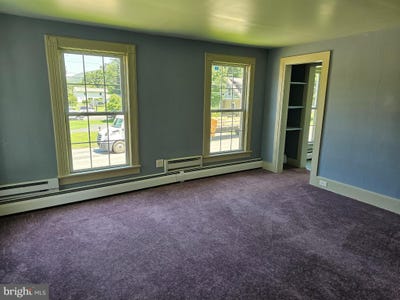 /international/us/464-main-street-new-milford-pa-110099502951/?lang=en