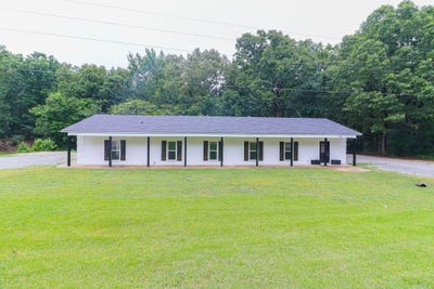 /international/us/2121-highway-349-jonesboro-ar-110107720657/