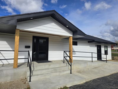 /international/us/2900-spring-arbor-road-jackson-mi-110107283255/