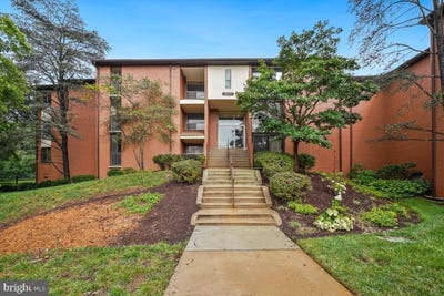 /international/us/8007-mandan-road-greenbelt-md-110101297746/